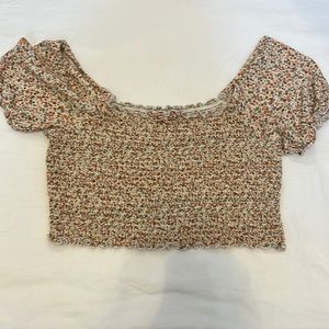 Floral puff sleeve top